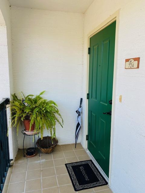 9745 Touchton Road, Unit 724 Jacksonville, FL 32246 - Photo 2 of 28 IMG_1583