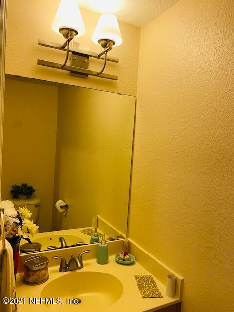 9745 Touchton Road, Unit 724 Jacksonville, FL 32246 - Photo 5 of 28 IMG_1597