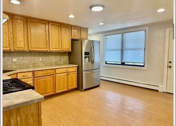 $2,800 | 187 White Street, Unit 1, Lowell, MA 01854