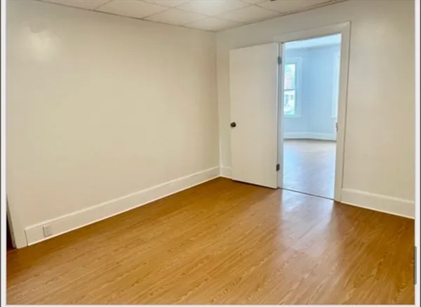 $2,800 | 187 White Street, Unit 1, Lowell, MA 01854