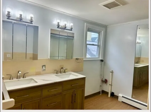 $2,800 | 187 White Street, Unit 1, Lowell, MA 01854