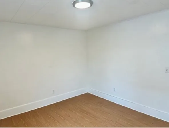 $2,800 | 187 White Street, Unit 1, Lowell, MA 01854