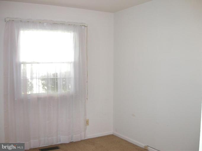 301 West Ash Road Sterling, VA 20164 - Photo 12 of 21 Bedroom #3