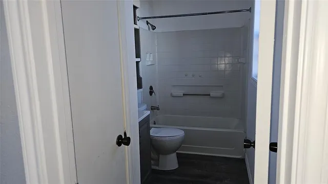 $1,500 | 309 North Street, Trenton, TX 75490