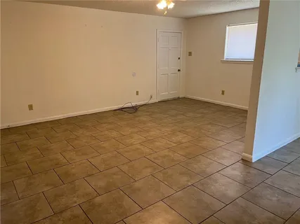 $285,000 | 2705-07 Albany Street, Kenner, LA 70062