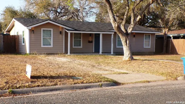 $242,000 | 1003 East Randall Street, Beeville, TX 78102