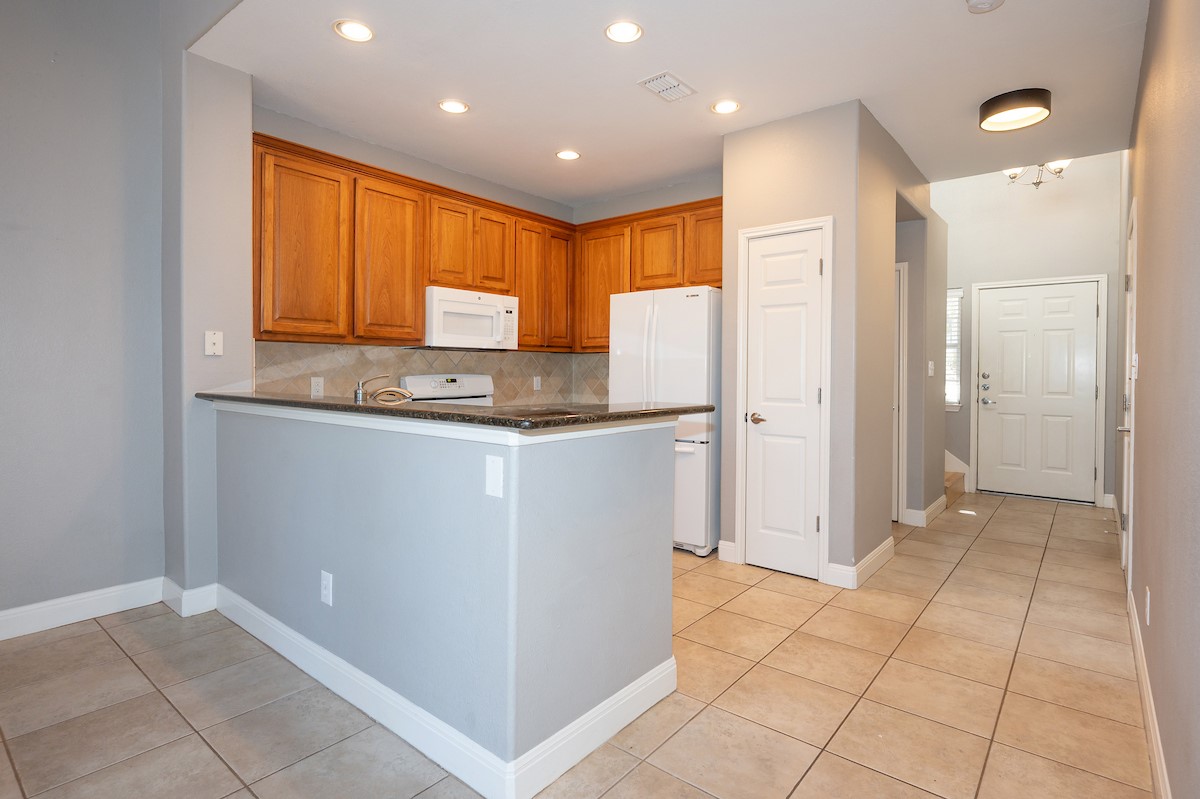 1908 Jentsch Court, Unit B Austin, TX 78745 - Photo 5 of 22