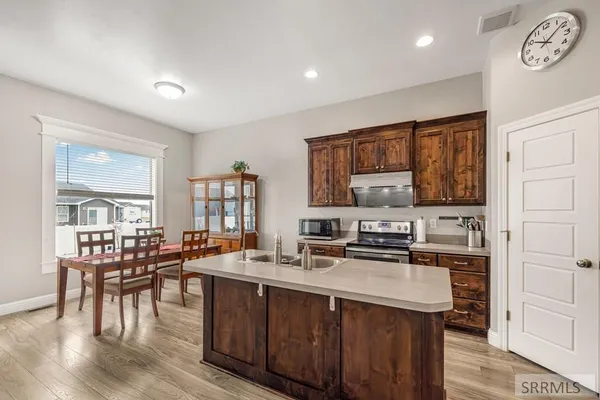 $455,000 | 3779 North Yates Avenue, Idaho Falls, ID 83401