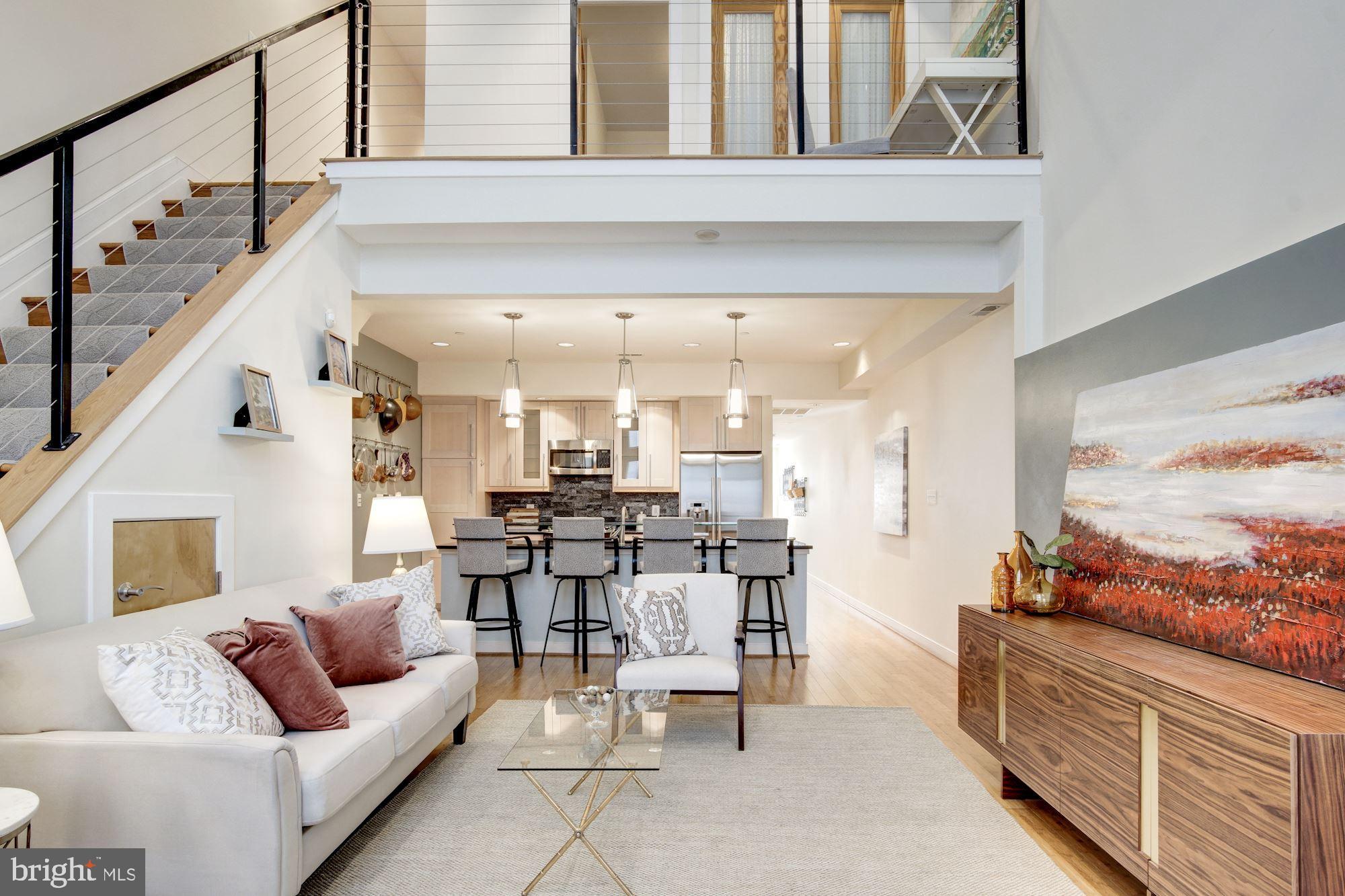 2 Story Entry and Living Room