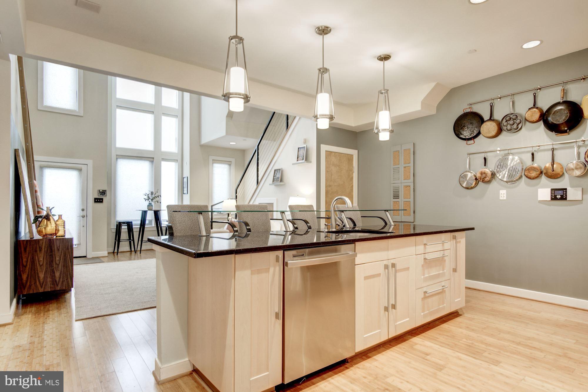 239 R Street Northeast, Unit A Washington, DC 20002 - Photo 7 of 29 Island