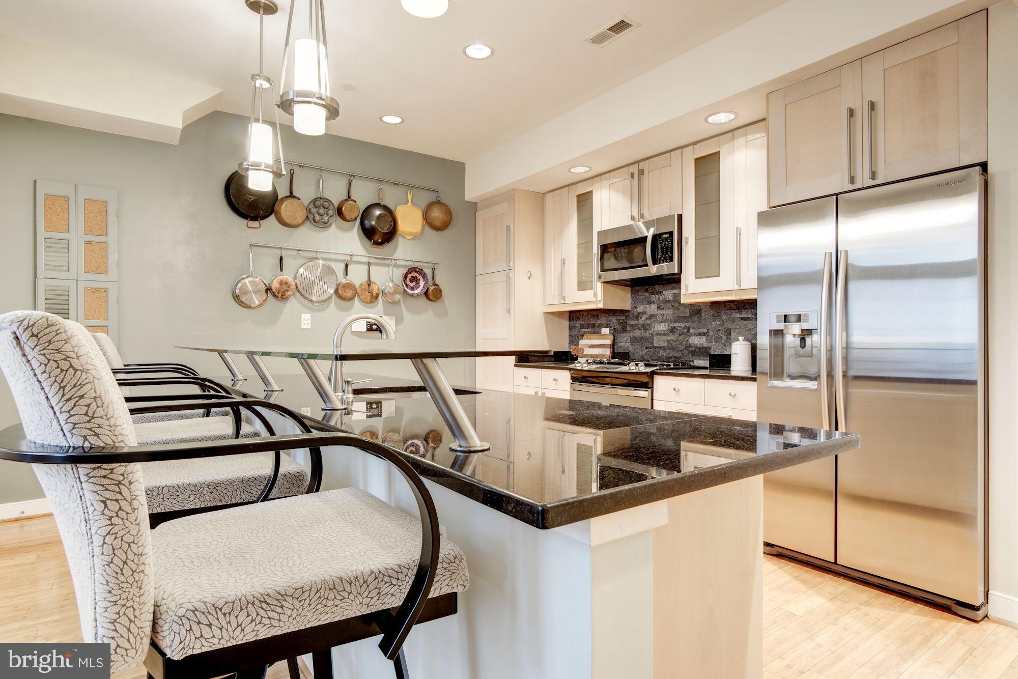 239 R Street Northeast, Unit A Washington, DC 20002 - Photo 9 of 29 Kitchen with New Backsplash