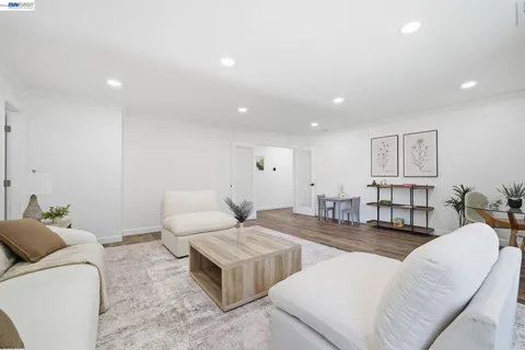 $1,989,000 | 2901 Glen Heather Drive, San Jose, CA 95133