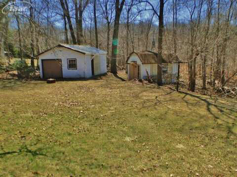 11216 White Lake Road Fenton, MI 48430 - Photo 28 of 28 20397099-27.JPG