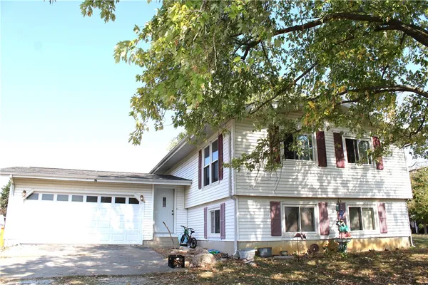 $140,000 | 901 West North 13th Street, Shelbyville, IL 62565