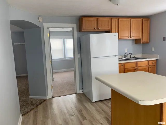 $899 | 2006 East Cardinal Court, Peoria, IL 61616