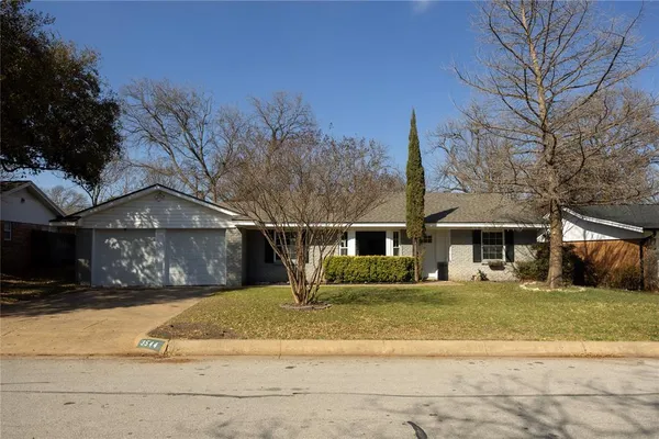 $335,000 | 3544 Wosley Drive, Fort Worth, TX 76133