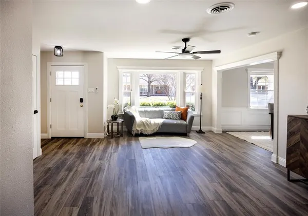 $335,000 | 3544 Wosley Drive, Fort Worth, TX 76133