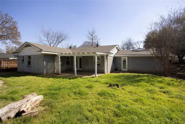 $335,000 | 3544 Wosley Drive, Fort Worth, TX 76133