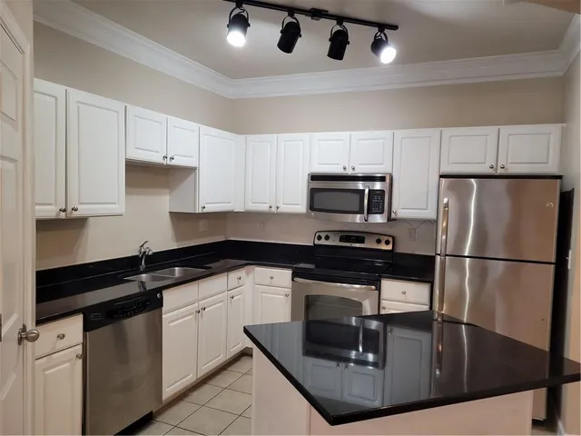 $1,550 | 1850 Cotillion Drive, Unit 1407, Atlanta, GA 30338