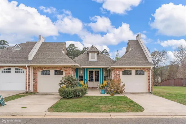 $310,000 | 5860 South Lakeshore Drive, Unit 12, Shreveport, LA 71119
