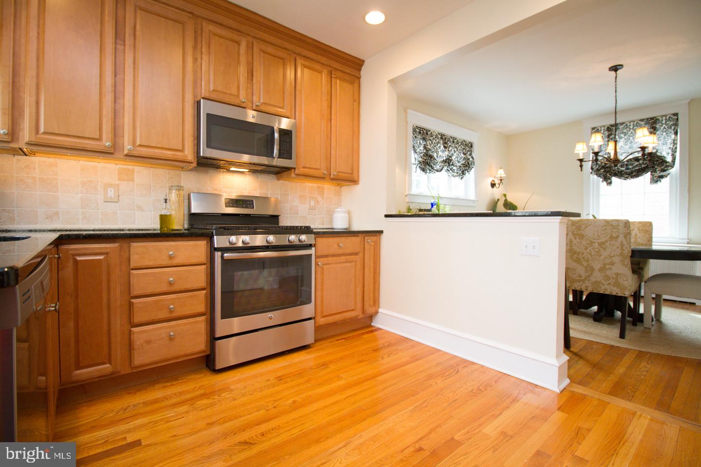 25 Church Road Ardmore, PA 19003 - Photo 10 of 35