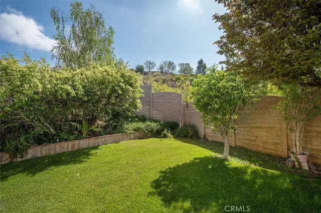 $974,750 | 28652 North Deer Springs Drive, Saugus, CA 91390