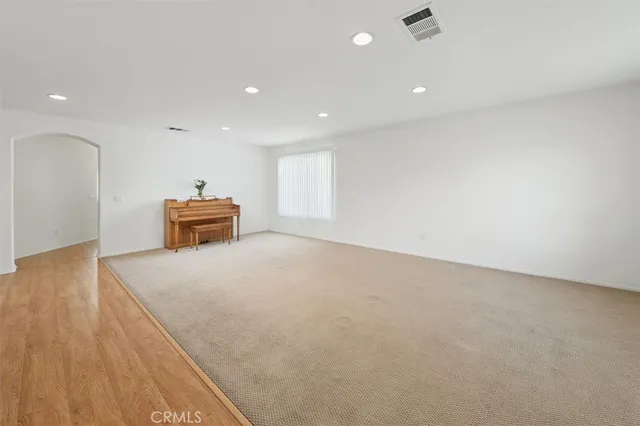 $974,750 | 28652 North Deer Springs Drive, Saugus, CA 91390