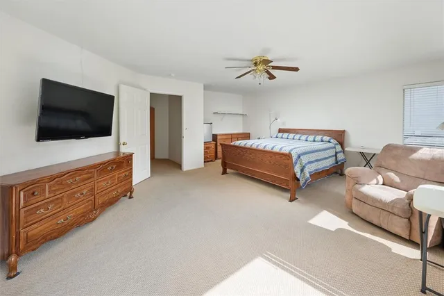 $974,750 | 28652 North Deer Springs Drive, Saugus, CA 91390