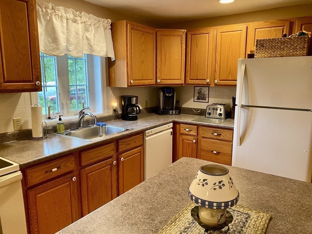 59 Hayden Pond Road Dudley, MA 01571 - Photo 12 of 42