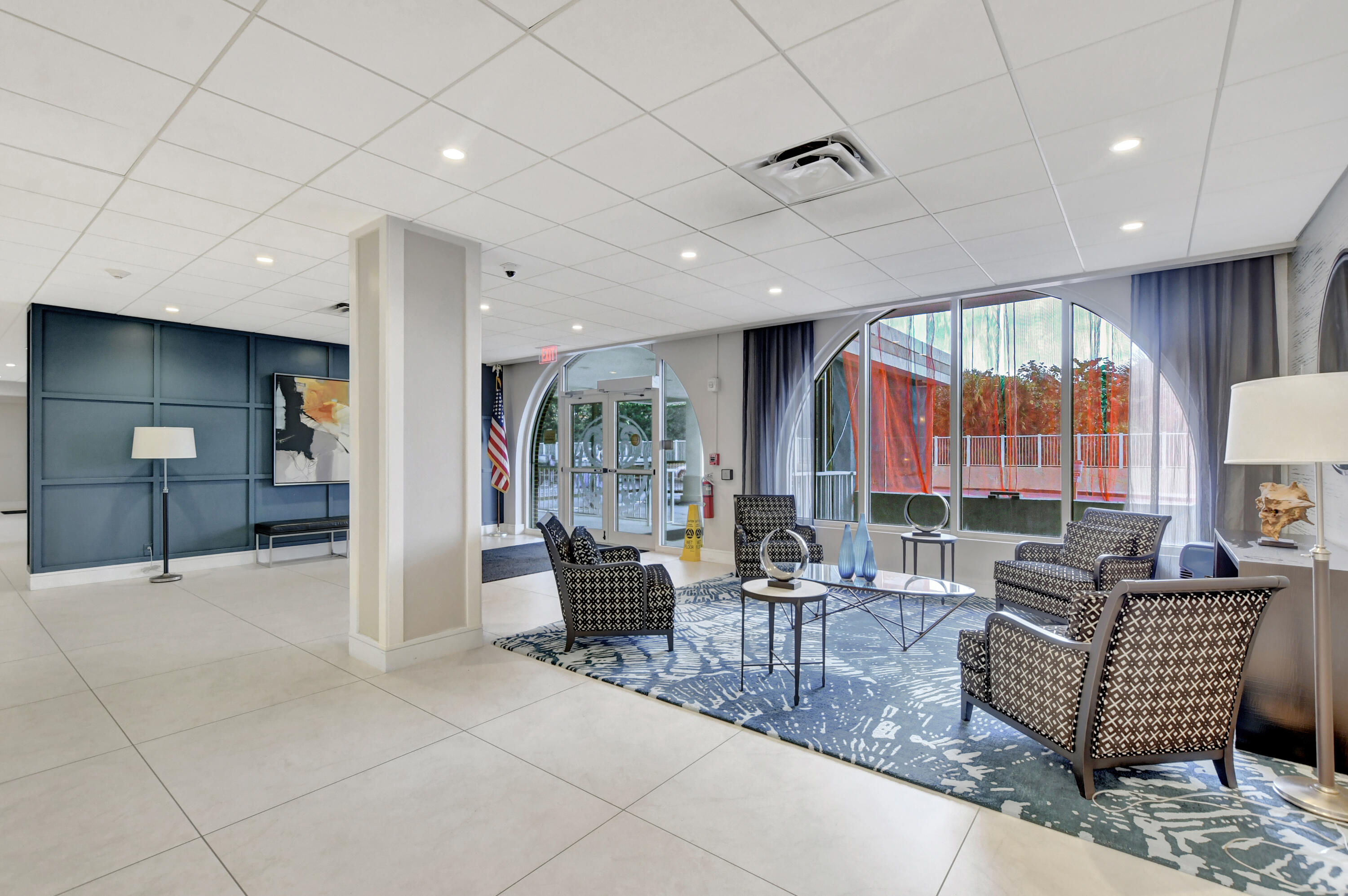1180 South Ocean Boulevard, Unit 55 Boca Raton, FL 33432 - Photo 41 of 43 lobby