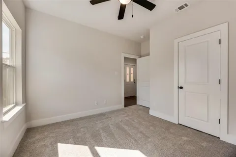 $2,400 | 4024 Colonial Avenue, Dallas, TX 75215