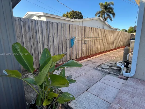 $4,500 | 9200 Southwest 54th Street, Cooper City, FL 33328