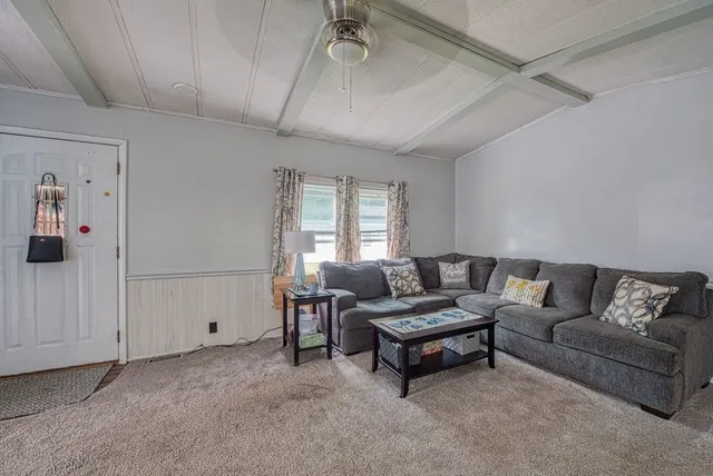 $195,000 | 305 Turnpike Street, Unit 237, Easton, MA 02375