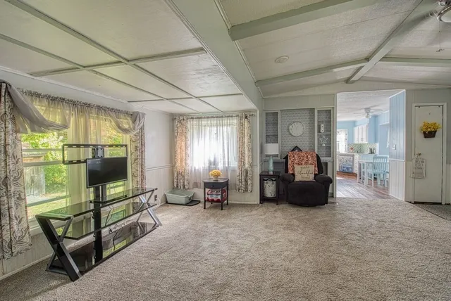 $195,000 | 305 Turnpike Street, Unit 237, Easton, MA 02375