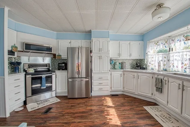 $195,000 | 305 Turnpike Street, Unit 237, Easton, MA 02375