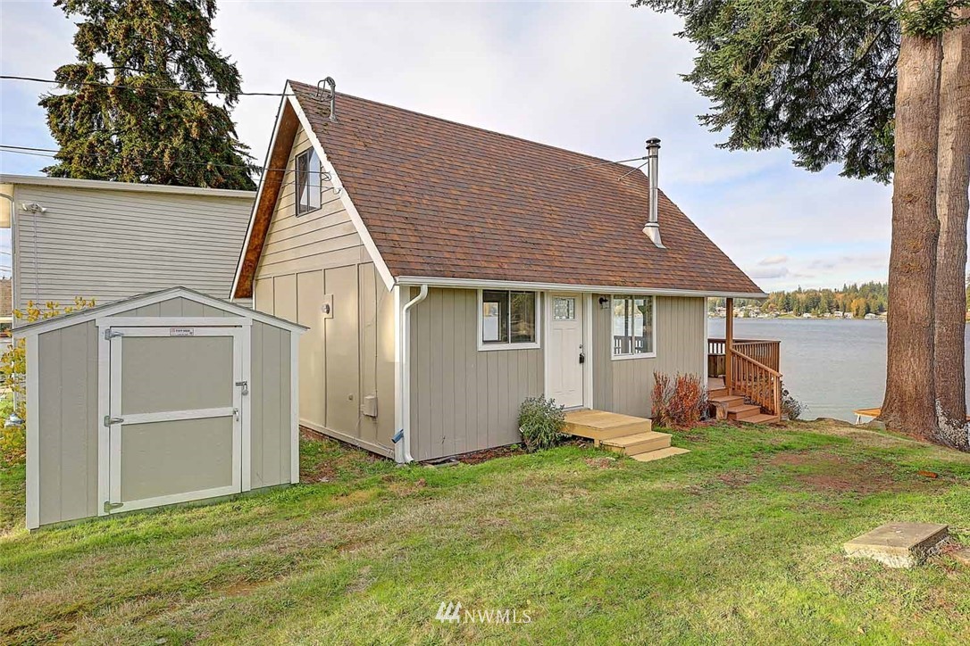 16017 Peninsula Road Stanwood, WA 98292 - Photo 2 of 20 Gallery Image 2