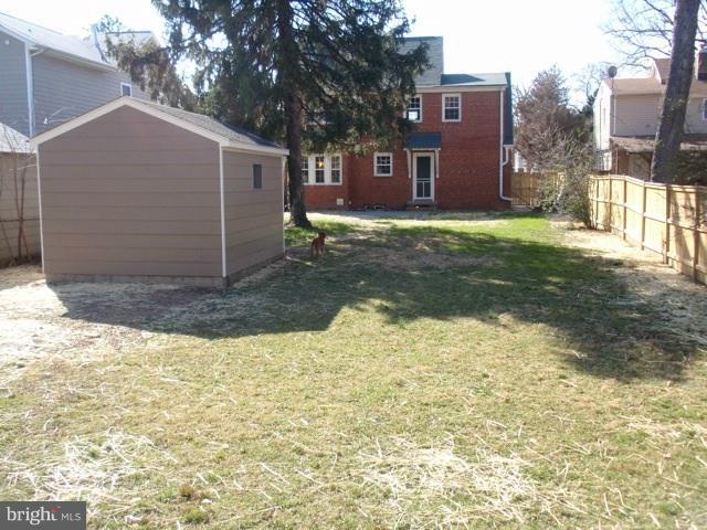 721 South Glebe Road Arlington, VA 22204 - Photo 21 of 23 Exterior (Rear)