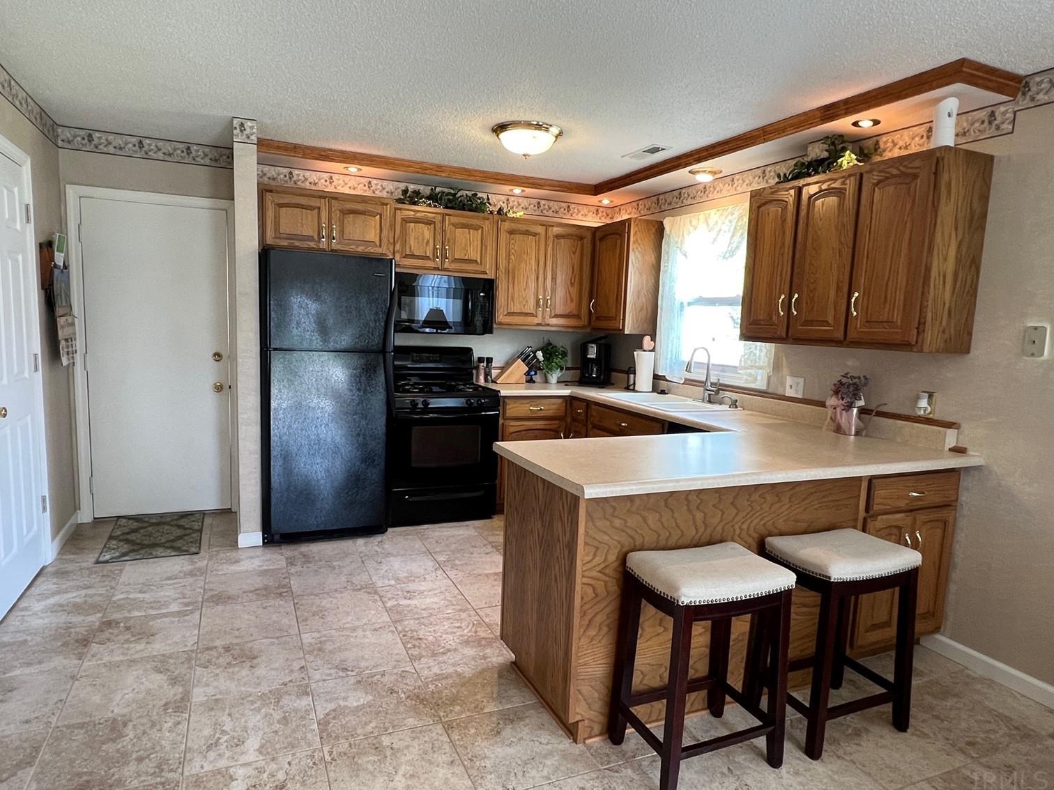 121 Fallen Timbers Trail Decatur, IN 46733 - Photo 12 of 24