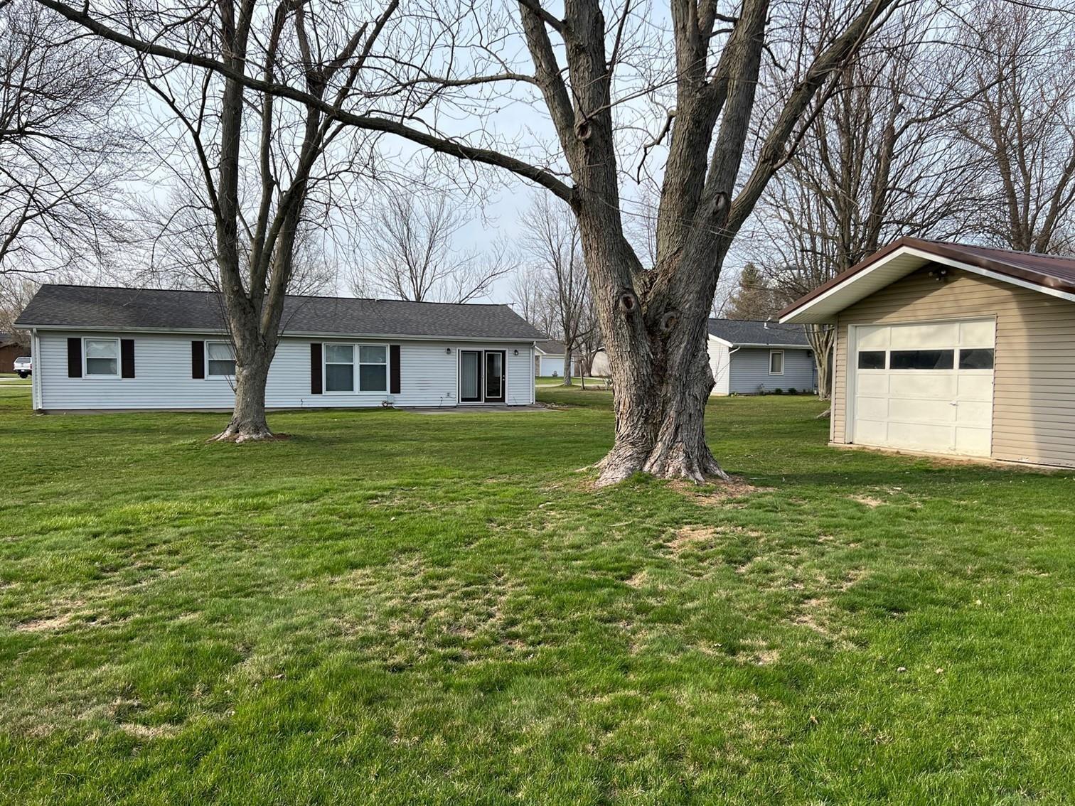 121 Fallen Timbers Trail Decatur, IN 46733 - Photo 4 of 24