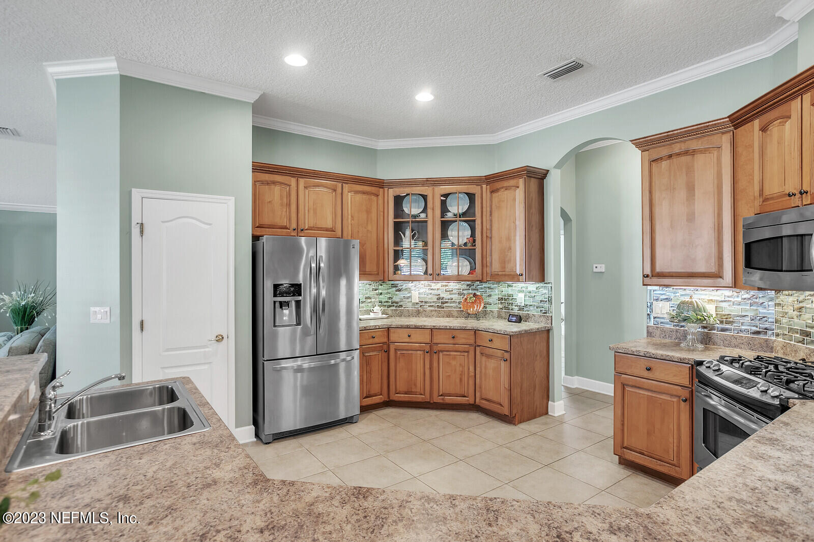 1120 Hawk Watch Circle St. Augustine, FL 32092 - Photo 13 of 33 Enough kitchen space for everyone