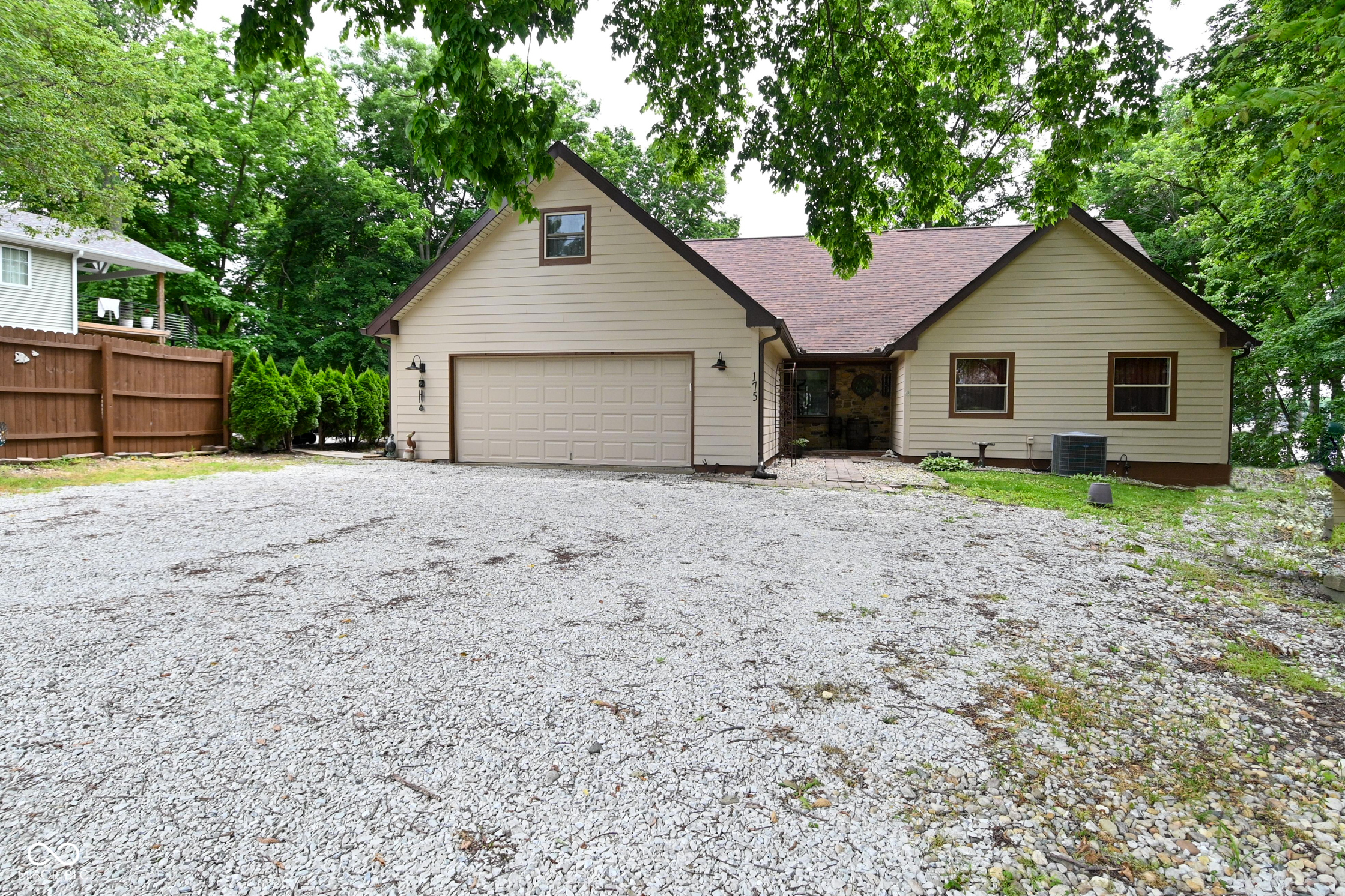 175 Mill Spring Drive Coatesville, IN 46121 - Photo 2 of 51