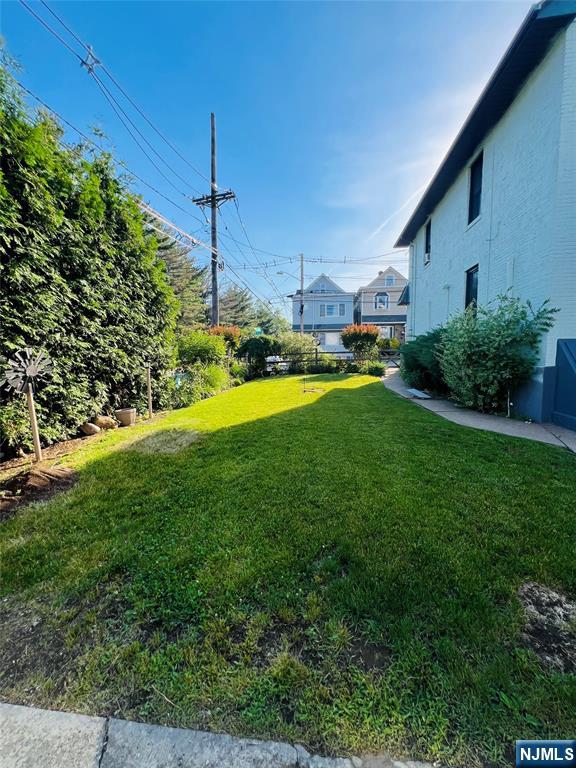 80 Ray Street Garfield, NJ 07026 - Photo 3 of 20
