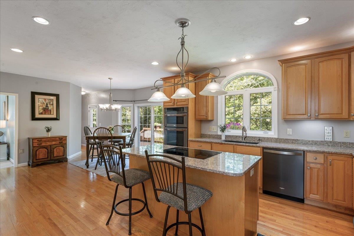 12 Glenwood Road Windham, NH 03087 - Photo 10 of 41 Gallery Image 10