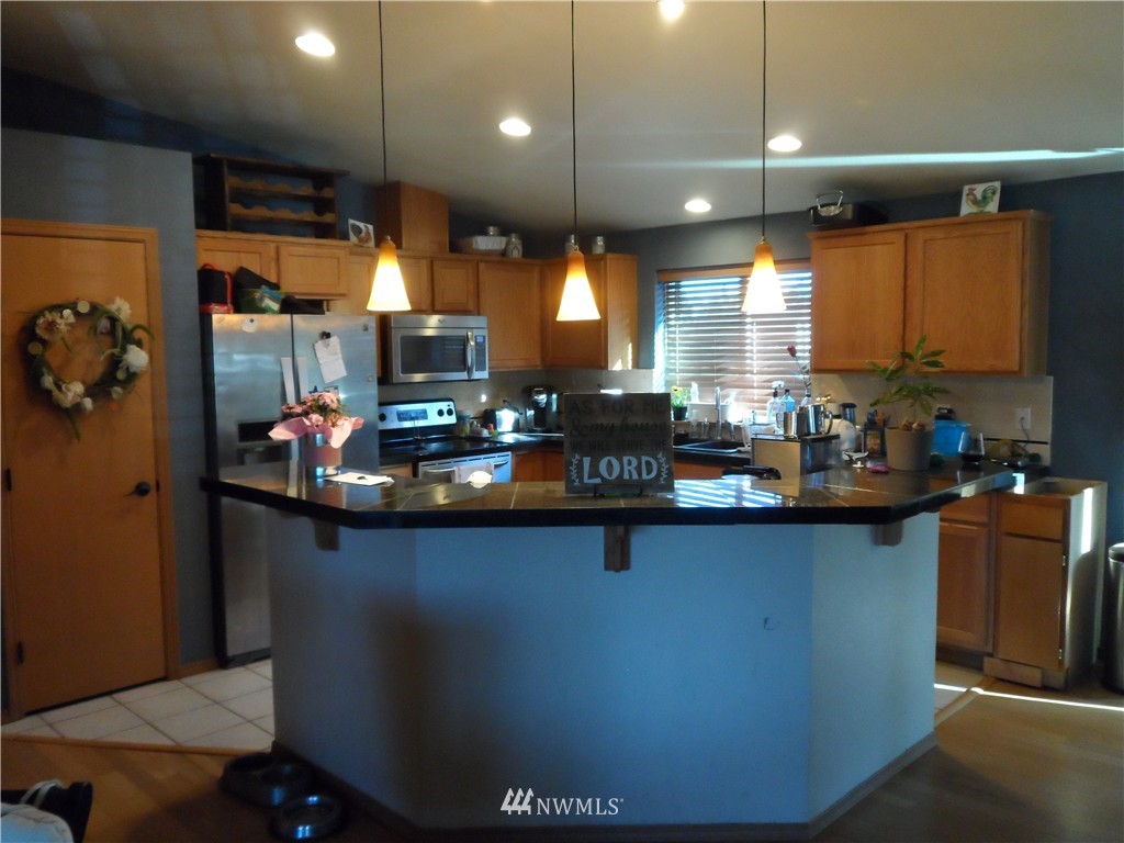10225 173rd Avenue Southwest Rochester, WA 98579 - Photo 15 of 24