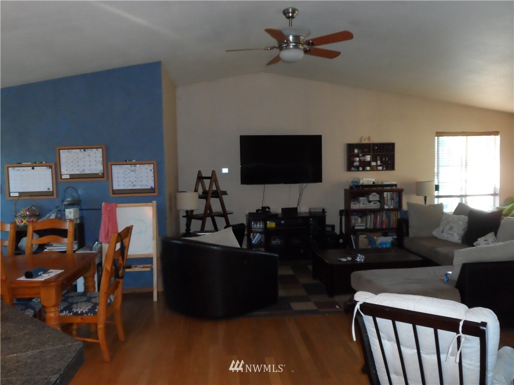 10225 173rd Avenue Southwest Rochester, WA 98579 - Photo 17 of 24