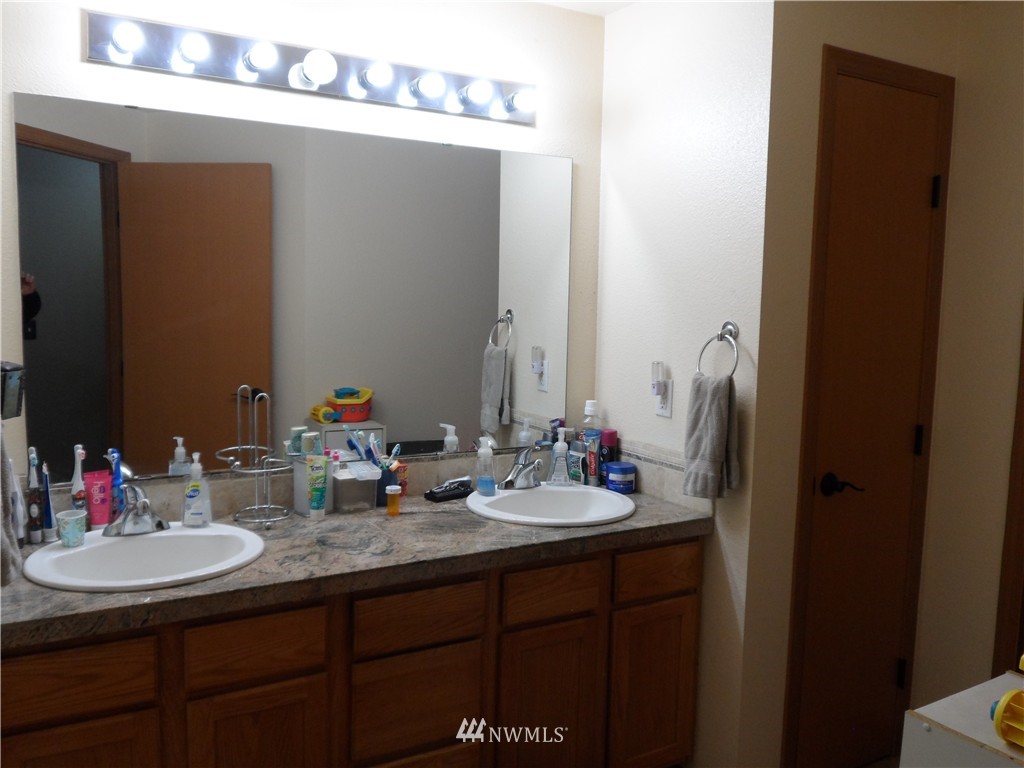 10225 173rd Avenue Southwest Rochester, WA 98579 - Photo 20 of 24