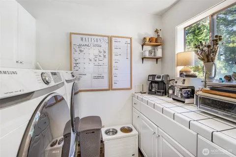 $565,500 | 1000 Park Street, Friday Harbor, WA 98250
