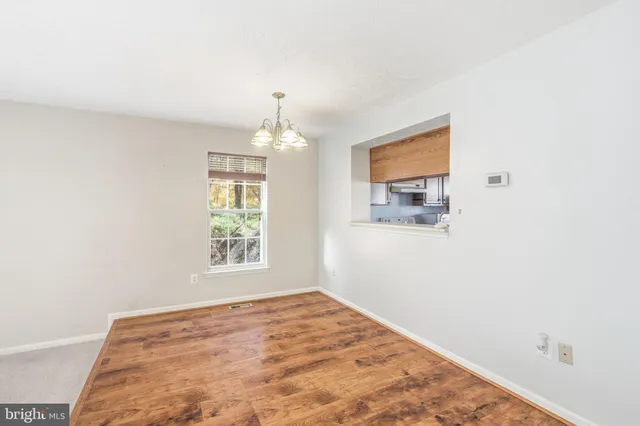 a view of empty room with window