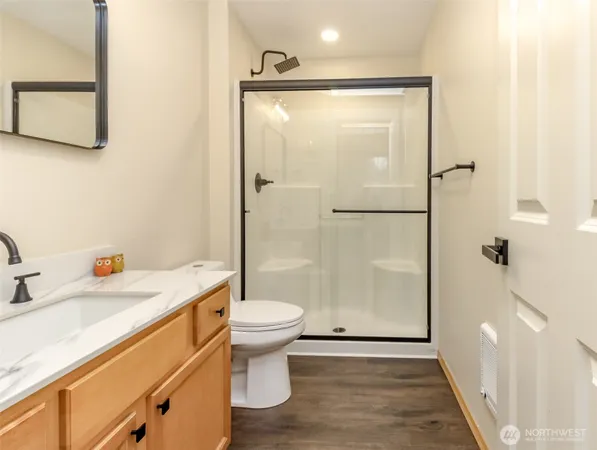 $320,000 | 18615 101st Ave Court East, Unit J 262, Puyallup, WA 98375