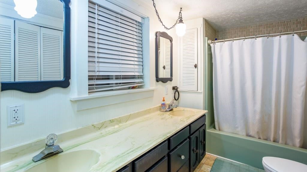 4047 Grapevine Road Huntington, WV 25701 - Photo 18 of 23 Gallery Image 18